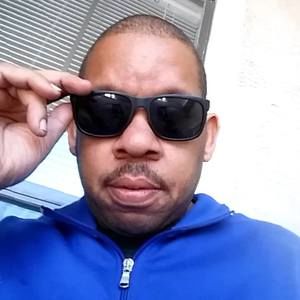 Meet your Posher, Garry